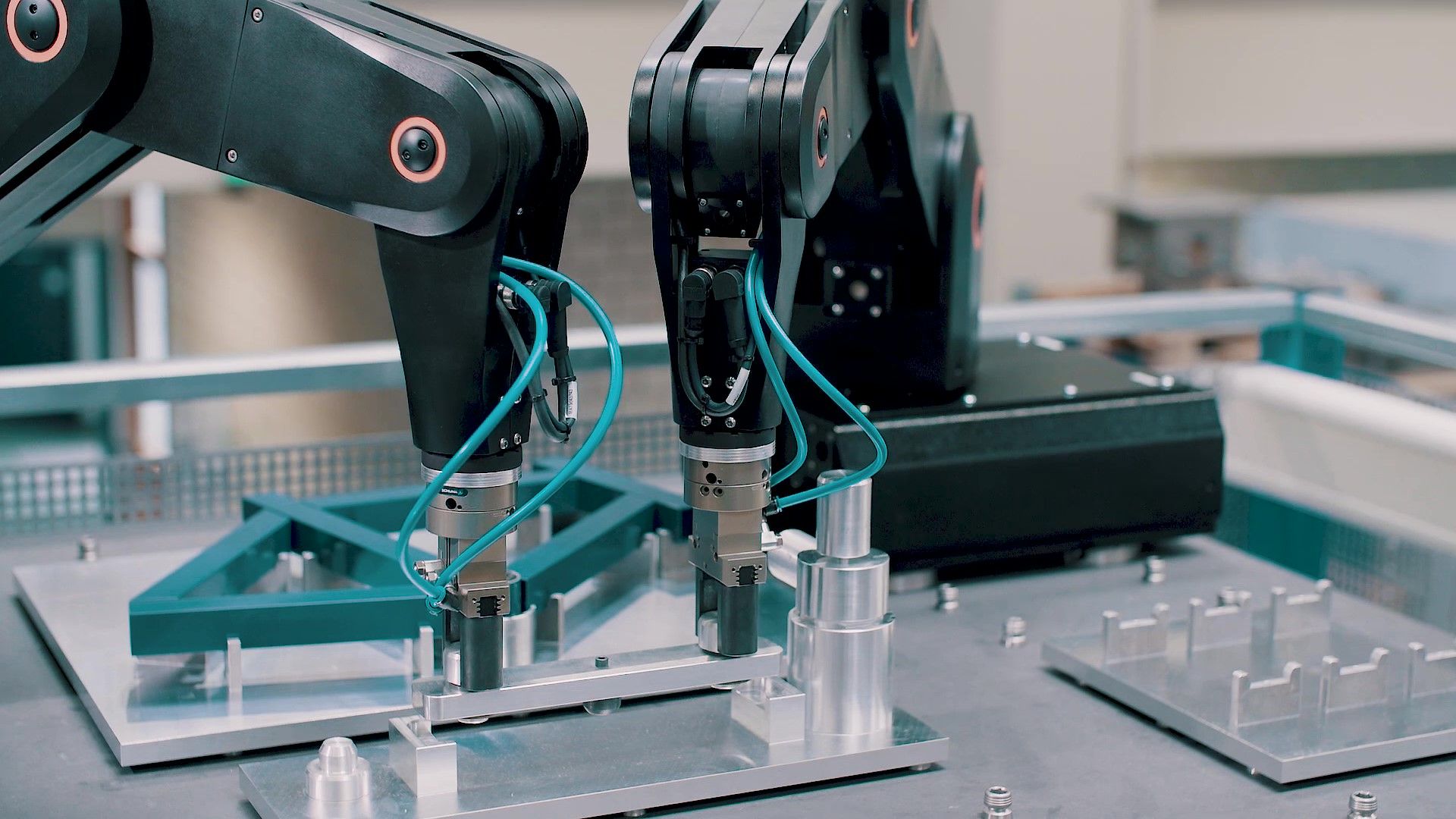 web 204421 2020 070 Flexibles Produktionssyste 20200818120234