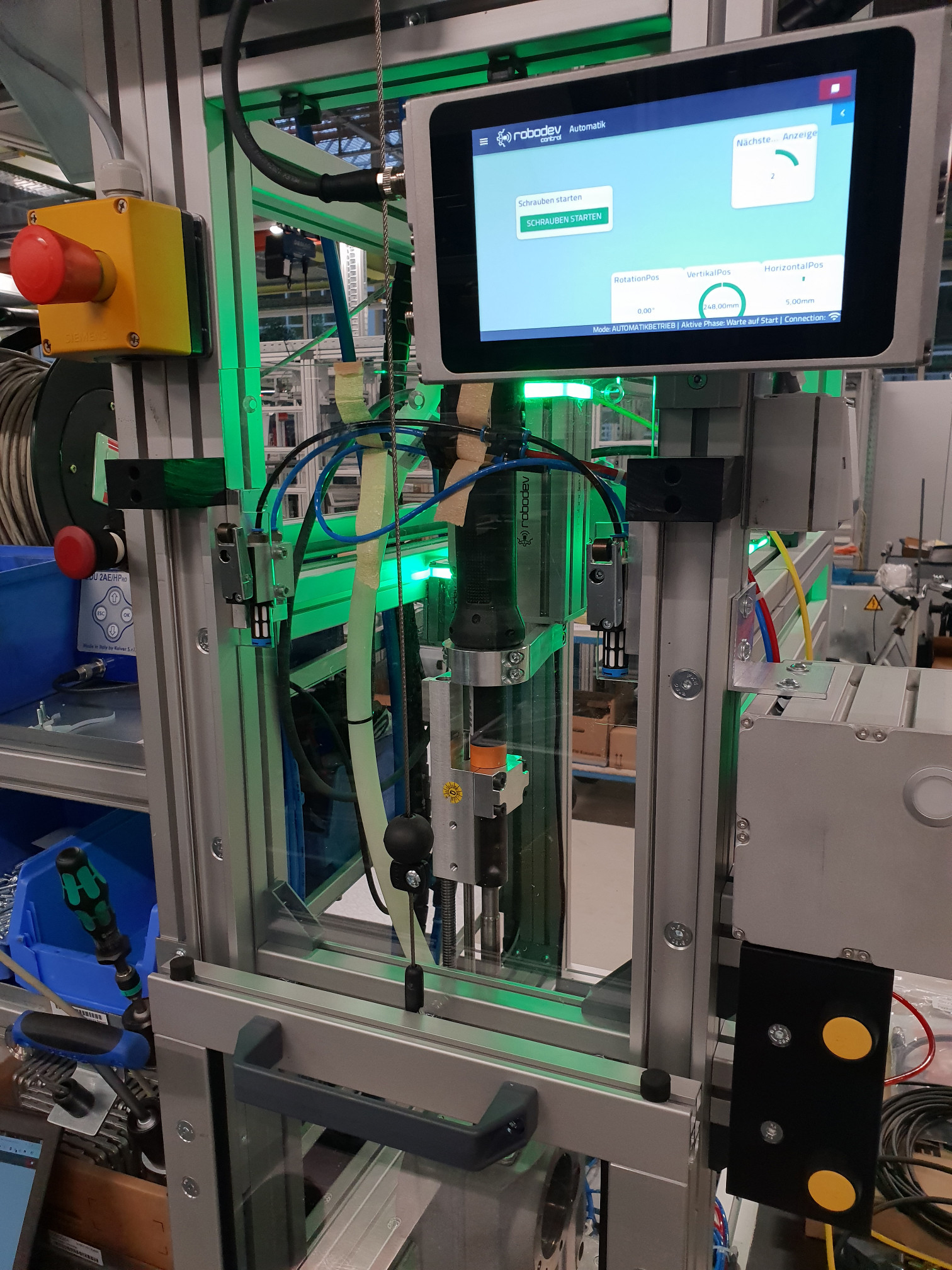 Automatisierte Schraubanwendung 6 web 308013