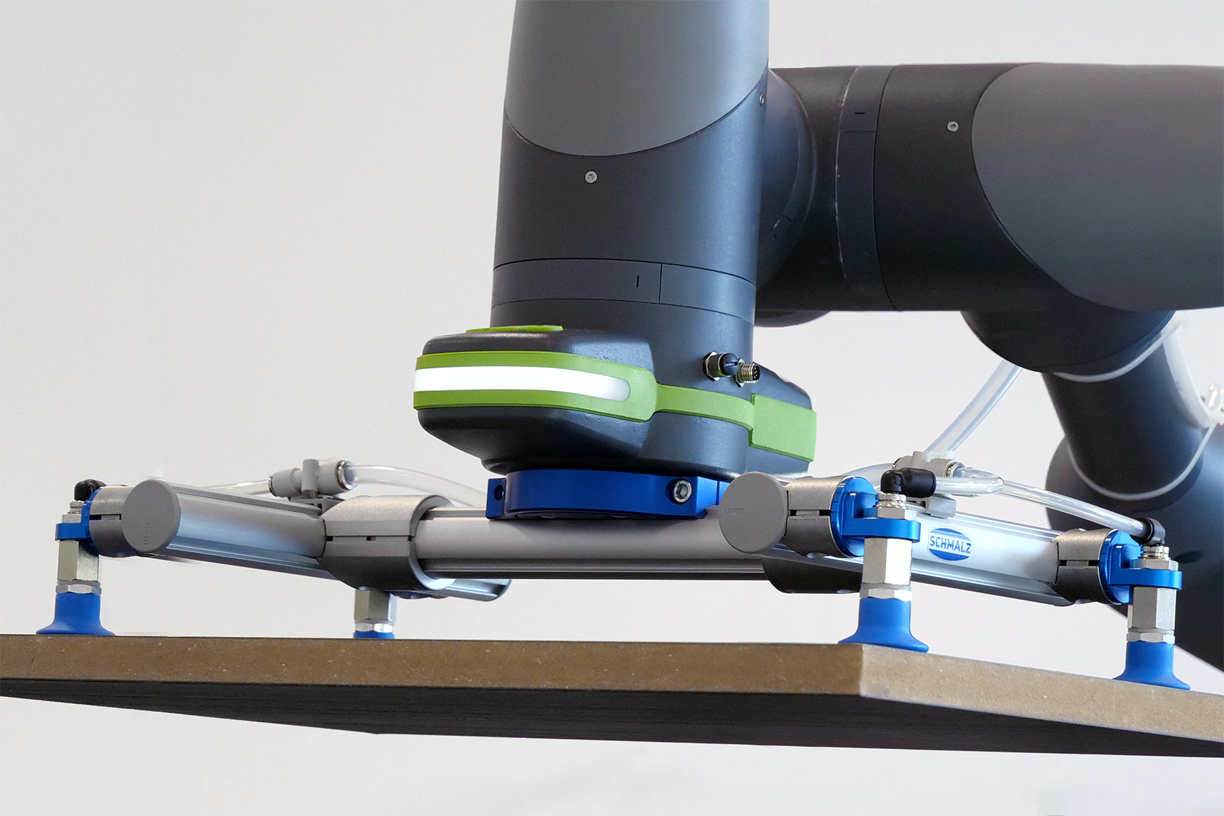 Modularer Greiferbaukasten von Schmalz 7 web 210795 2021 05 SCHMALZ Robotik Loesungen Bild 3