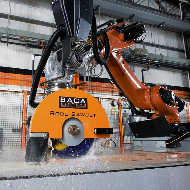 Kuka liefert 100 Roboter an Baca Systems 3 Robo SawJet BACA Systems 2