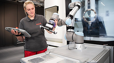 Robotik: Mehr als Massenfertigung 3 226731 20211115 item TeDo Robotik und Prod 20211124103939