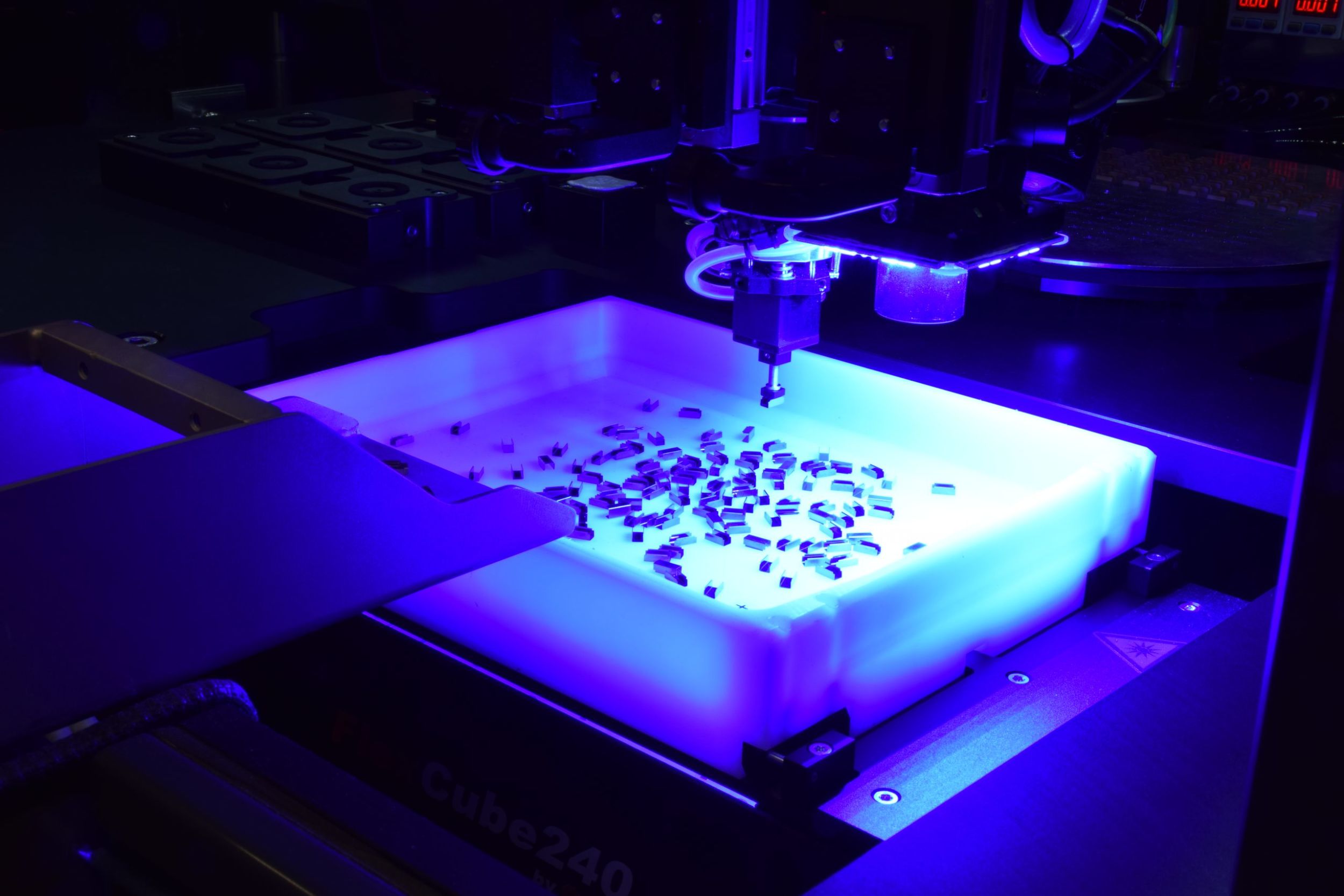 web 226916 Ruettelfeeder von Tresky scaled