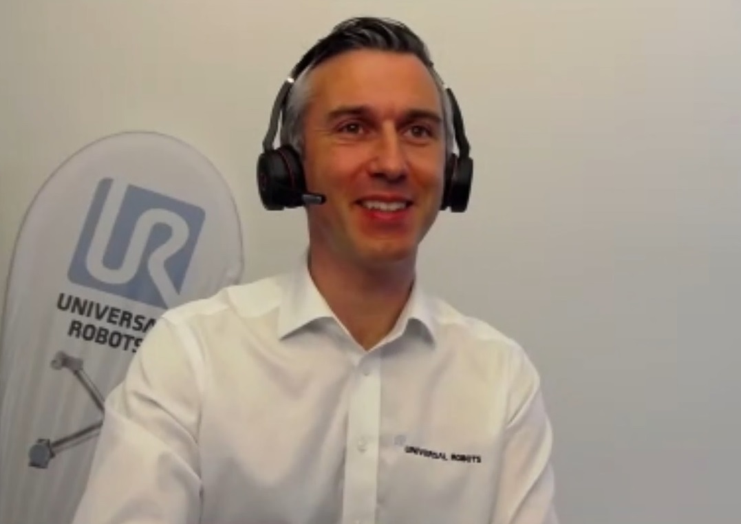 235423 Universal Robots