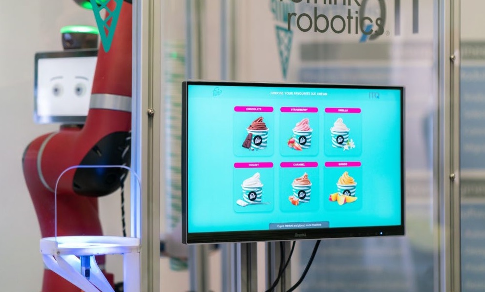 Sawyer an der Eismaschine 10 Sawyer Eismaschine