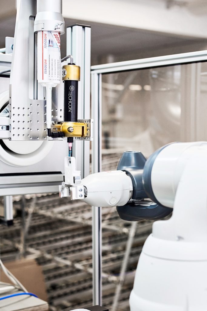 ge-healthcare-setzt-abb-cobot-ein-robotik-und-produktion