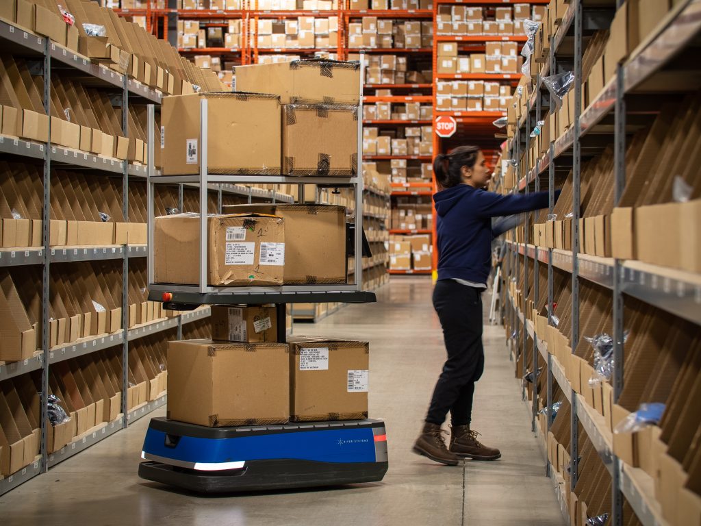 Cobots für das Retourenmanagement der Zukunft? - ROBOTIK UND PRODUKTION
