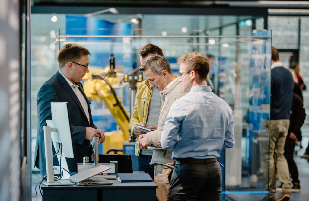 Im CoLab von Schunk hatten die Teilnehmer w&auml;hrend der Networking-Pausen viel Zeit, den Austausch zu vertiefen.