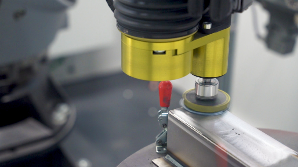 FerRobotics AAK Tool Changer orbital sanding