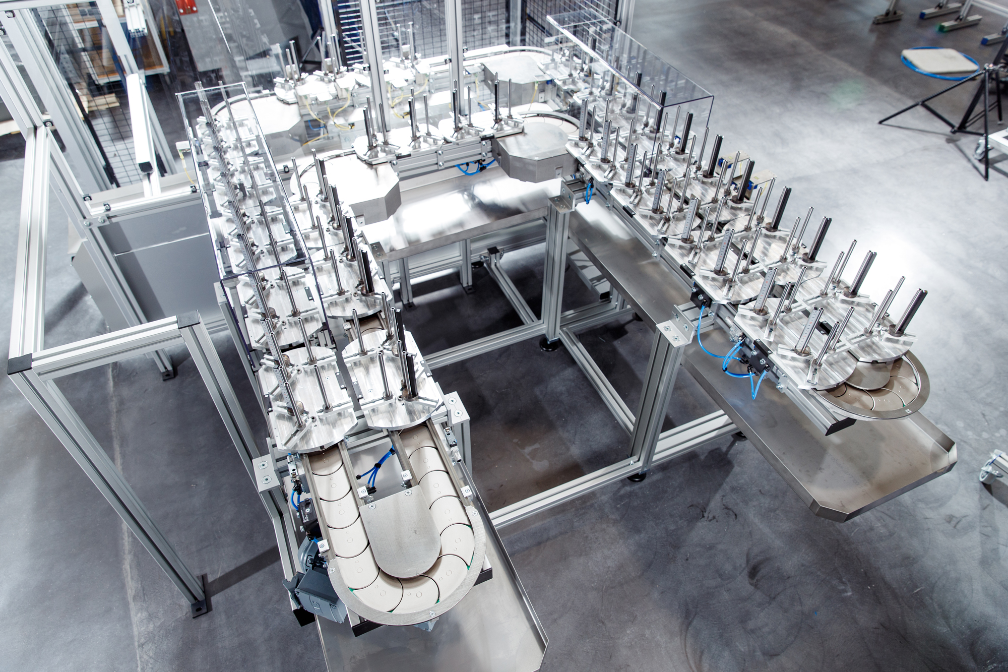 Plattenkettenförderer-Umlauf BS86 von Schnaithmann mit Werkstückträgern