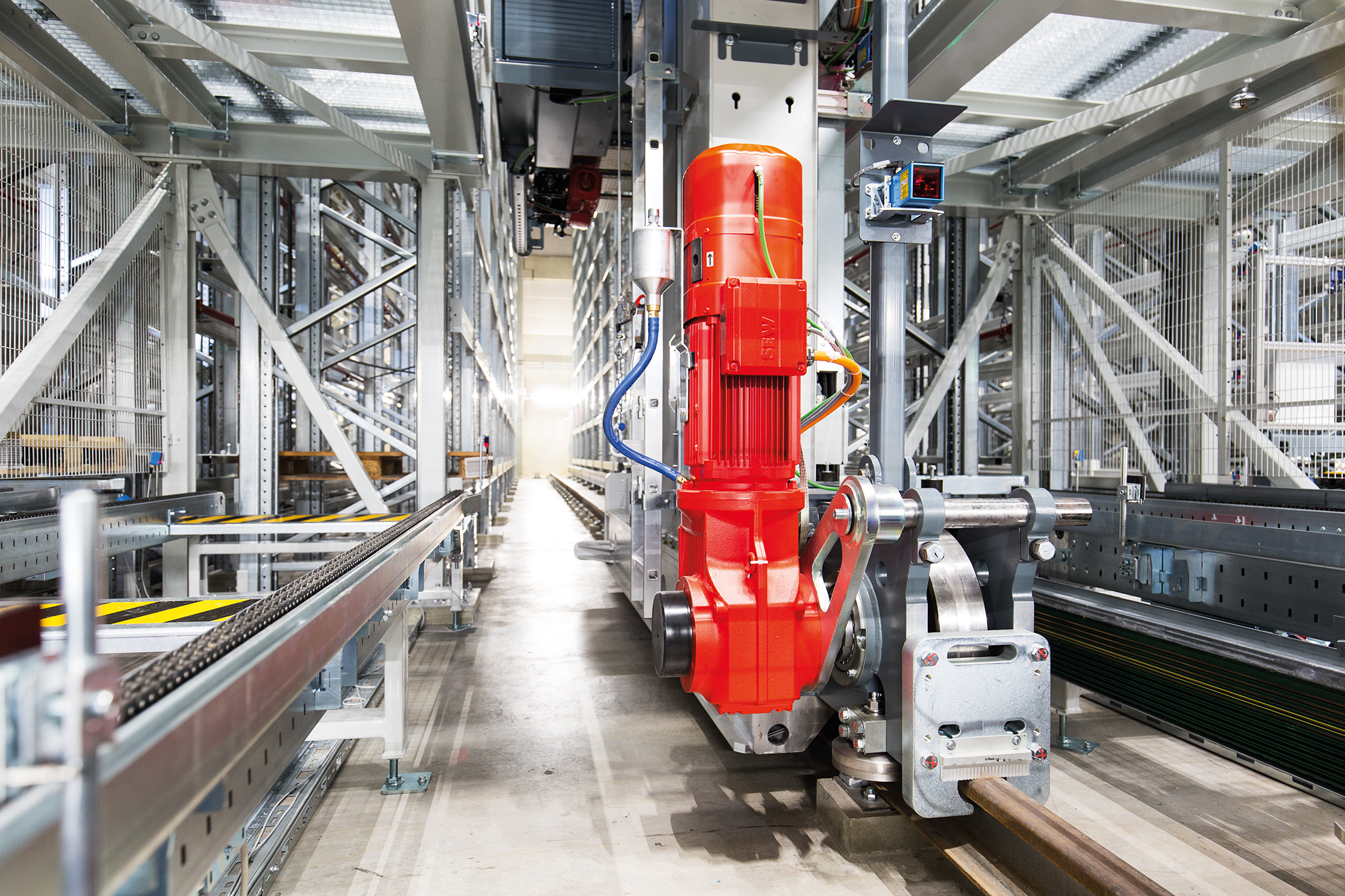 Baukasten für Regalbediengeräte 7 Der Automatisierungsbaukasten Movi-C von SEW-Eurodrive umfasst alle Bestandteile für modulare Regalbediengeräte.