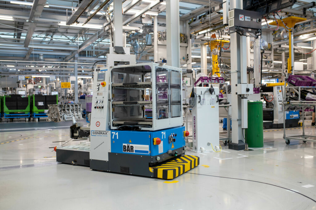 Leichtbauroboter treffen auf AMR 1 BAER CONTRAX