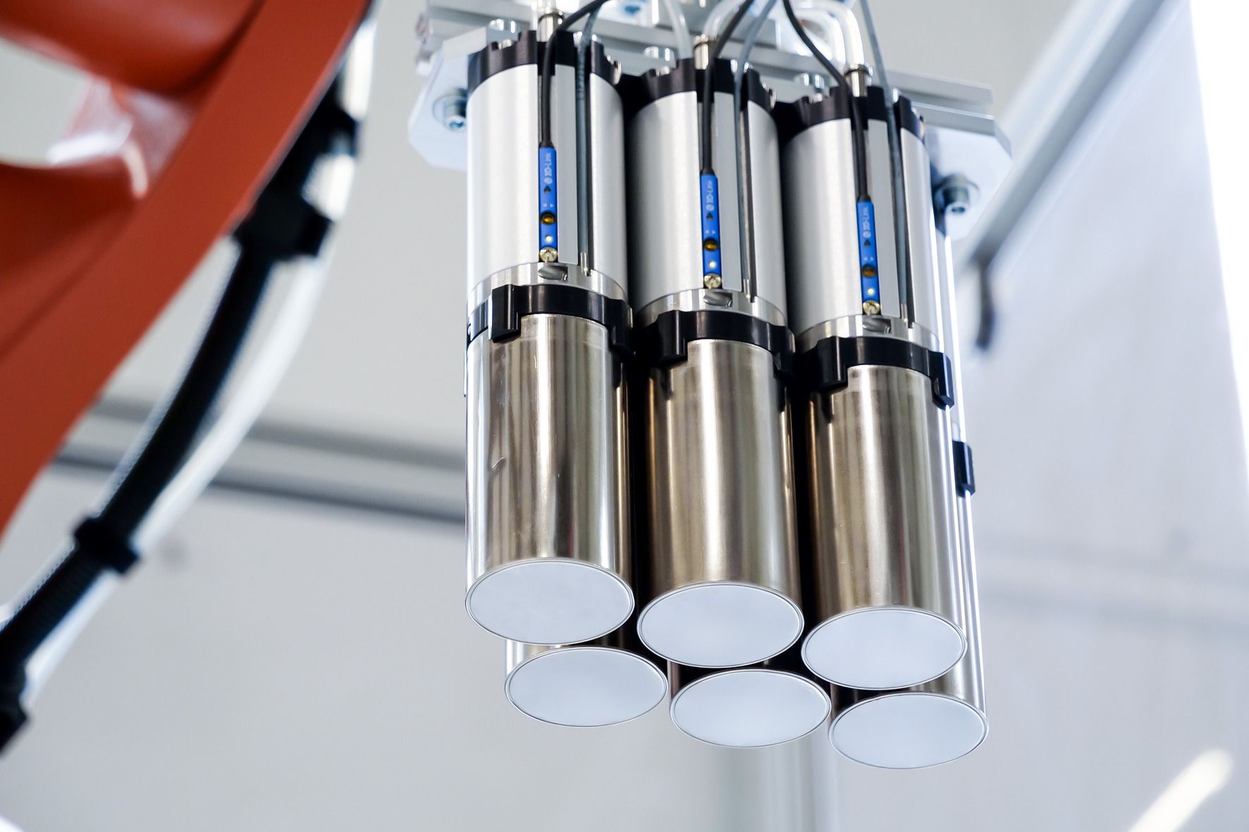 2024 06 25 SCHMALZ PI Batteriezellengreifer Bild