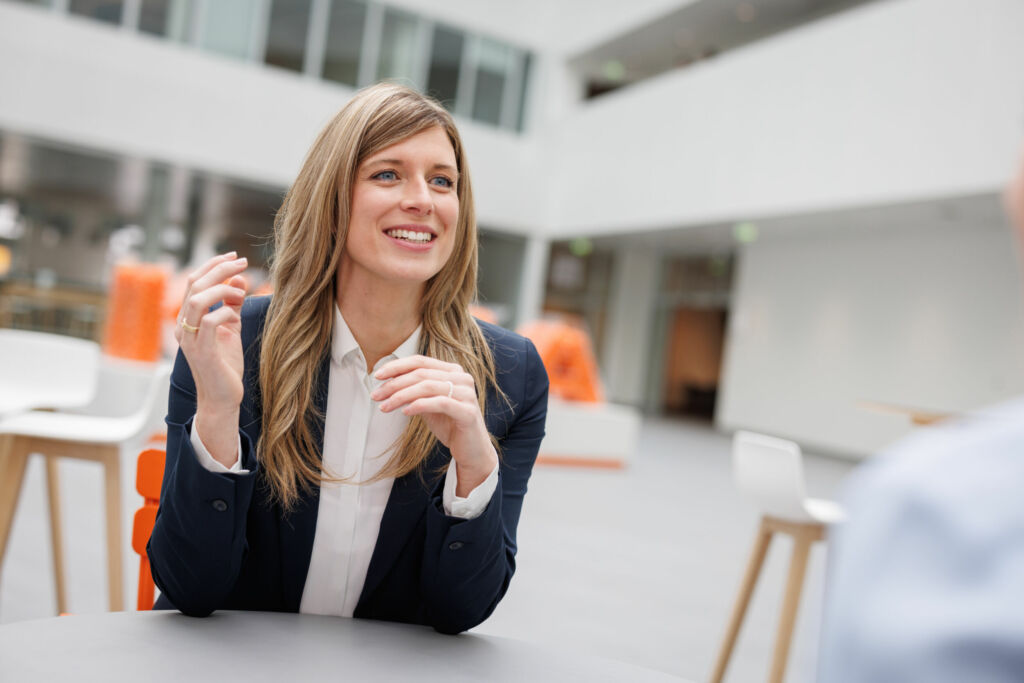 323574 KUKA CPO Sabine Brandl 2