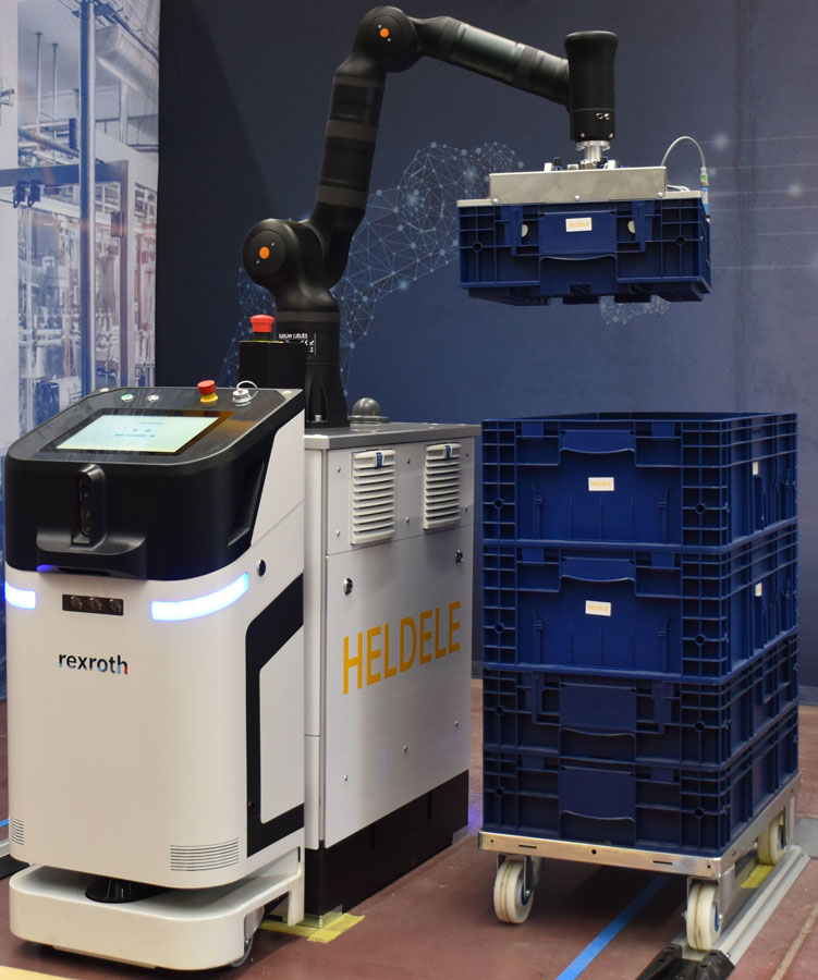 Photo1 k 025 24 mobile Cobot Station kl