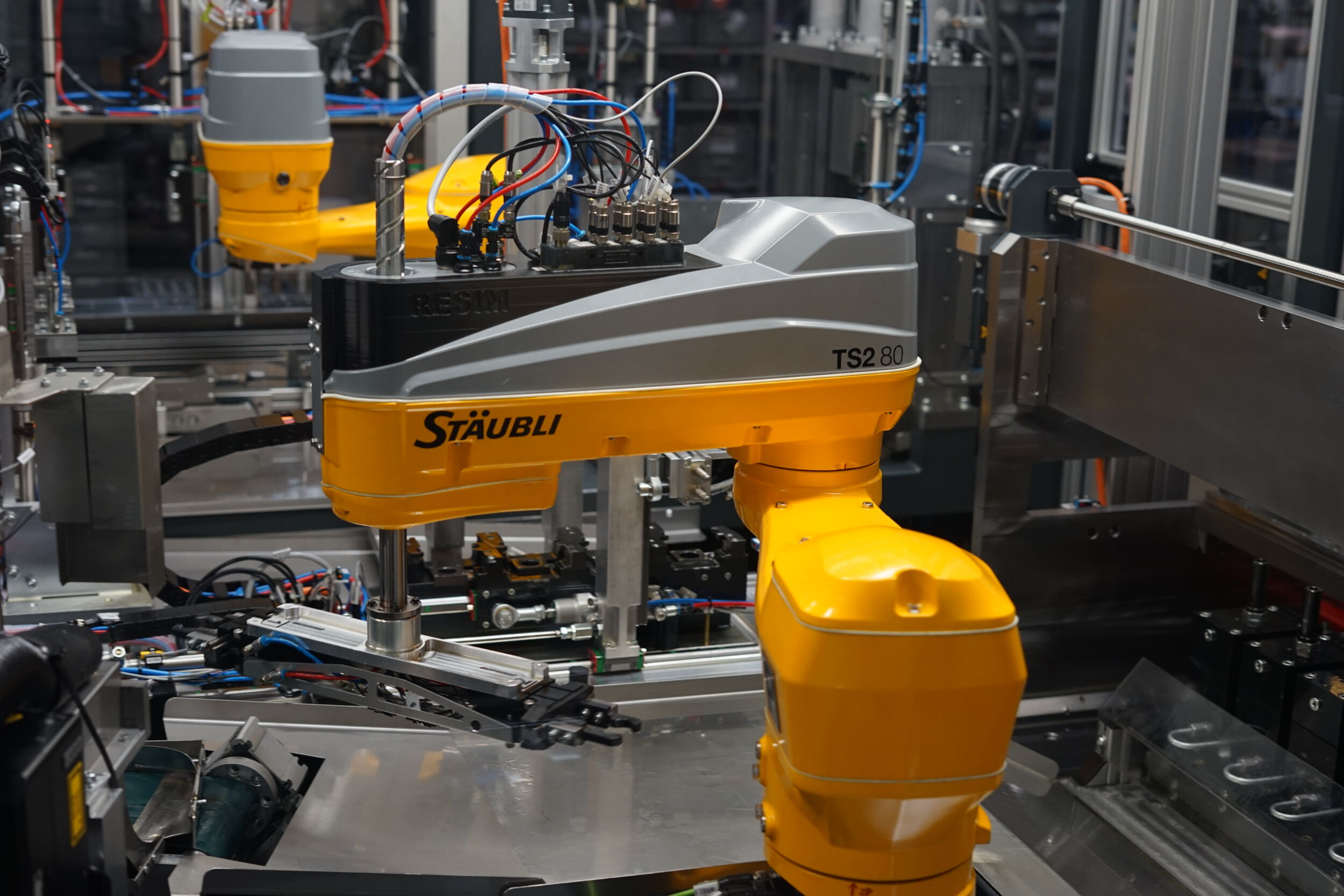 Automatisierte Testanlage für elektromagnetische Ventile 6 ArgoHytos24 01162