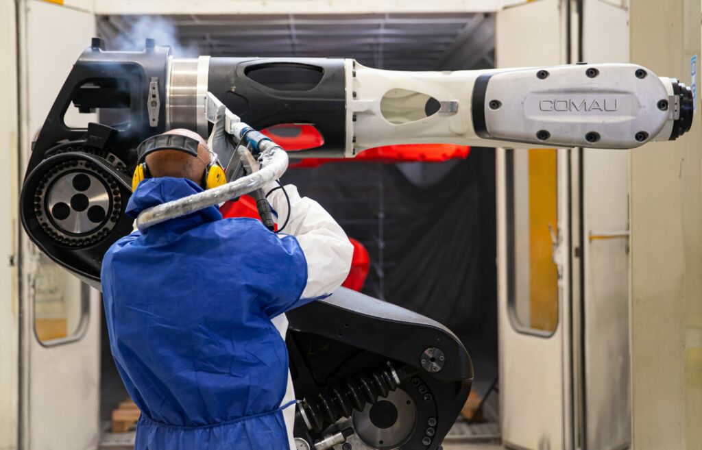 Comau cryogenics for cleaning robots 1