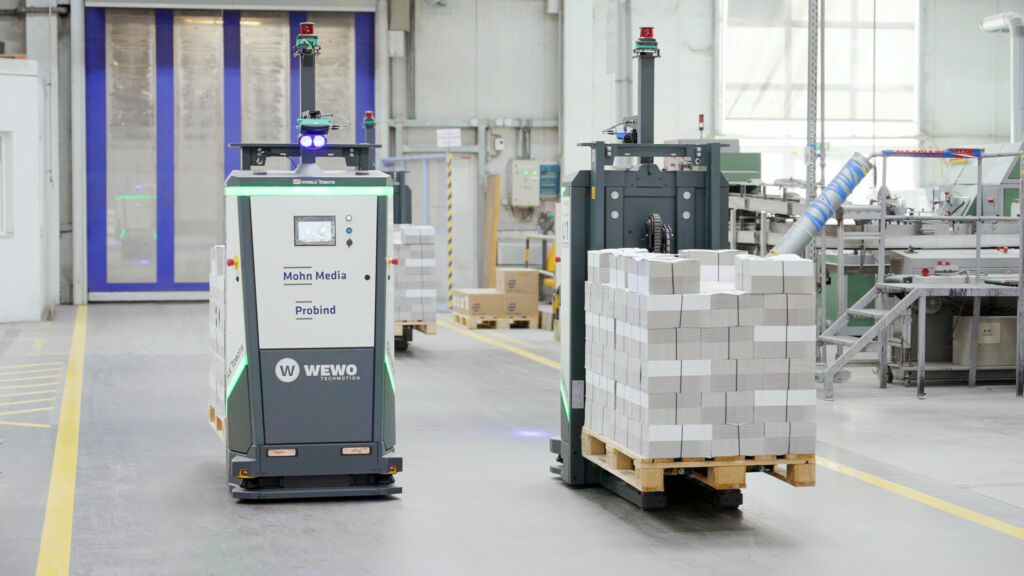 Autonome Fahrzeugflotte in der Druckerei 1 WEWO PoPMohnMedia Image11 MultipleU 20241004090918
