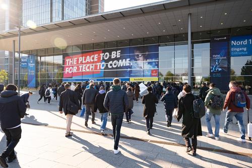 Robotics Award 2025 2 Hannover Messe 2024, Eingang Nord 1