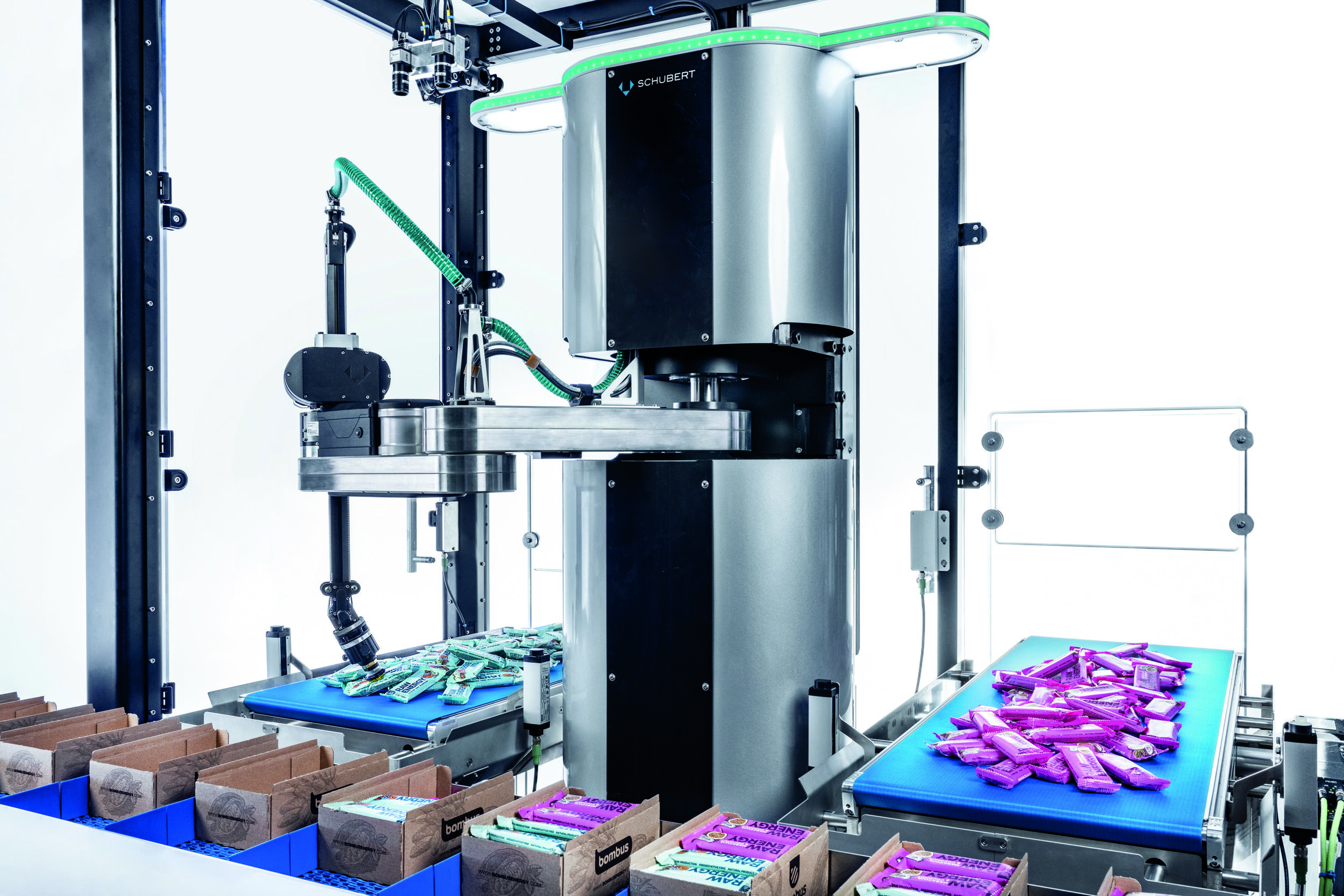 Schnelle Vision-Systeme und einfach auswechselbare Werkzeuge eröffnen ein breites Anwendungsspektrum für den Schubert-Cobot tog.519.