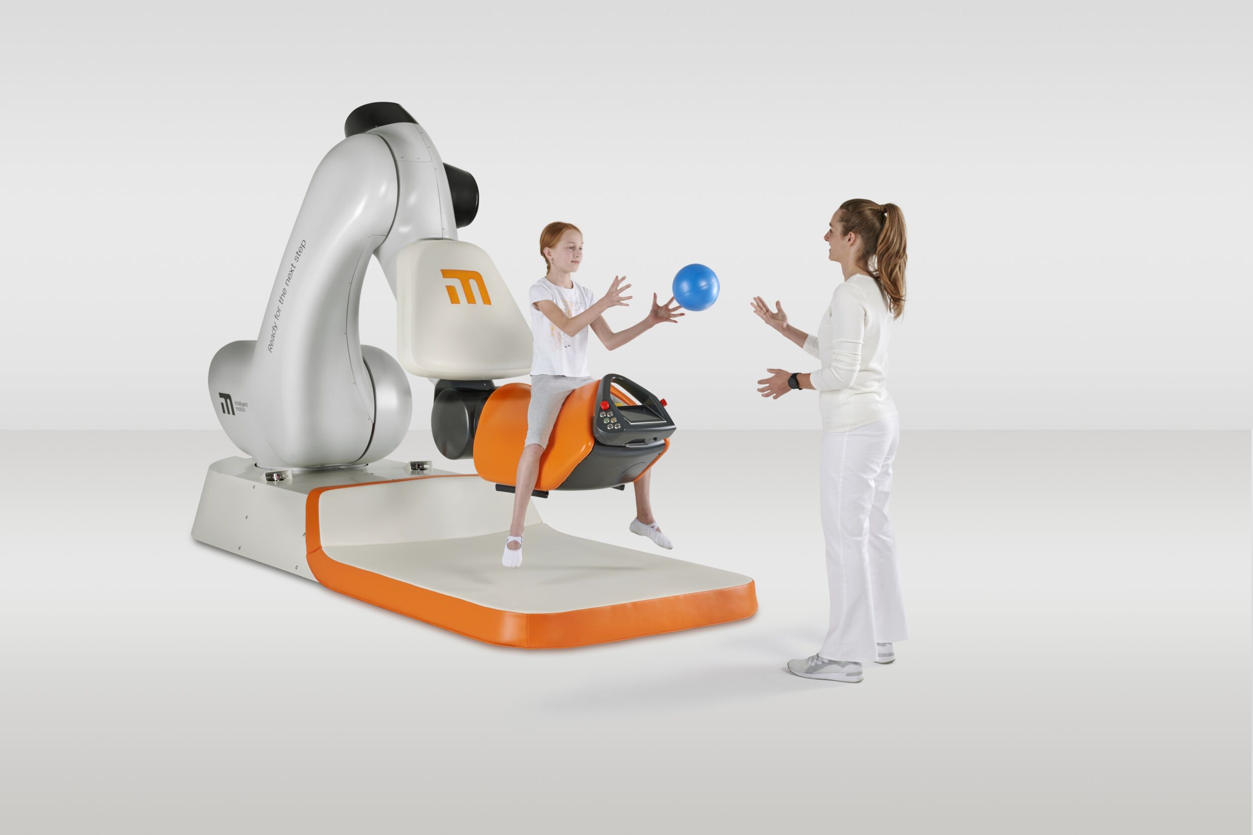 Therapieroboter hilft kranken und beeinträchtigten Menschen 4 01 HiRob Hippotherapie