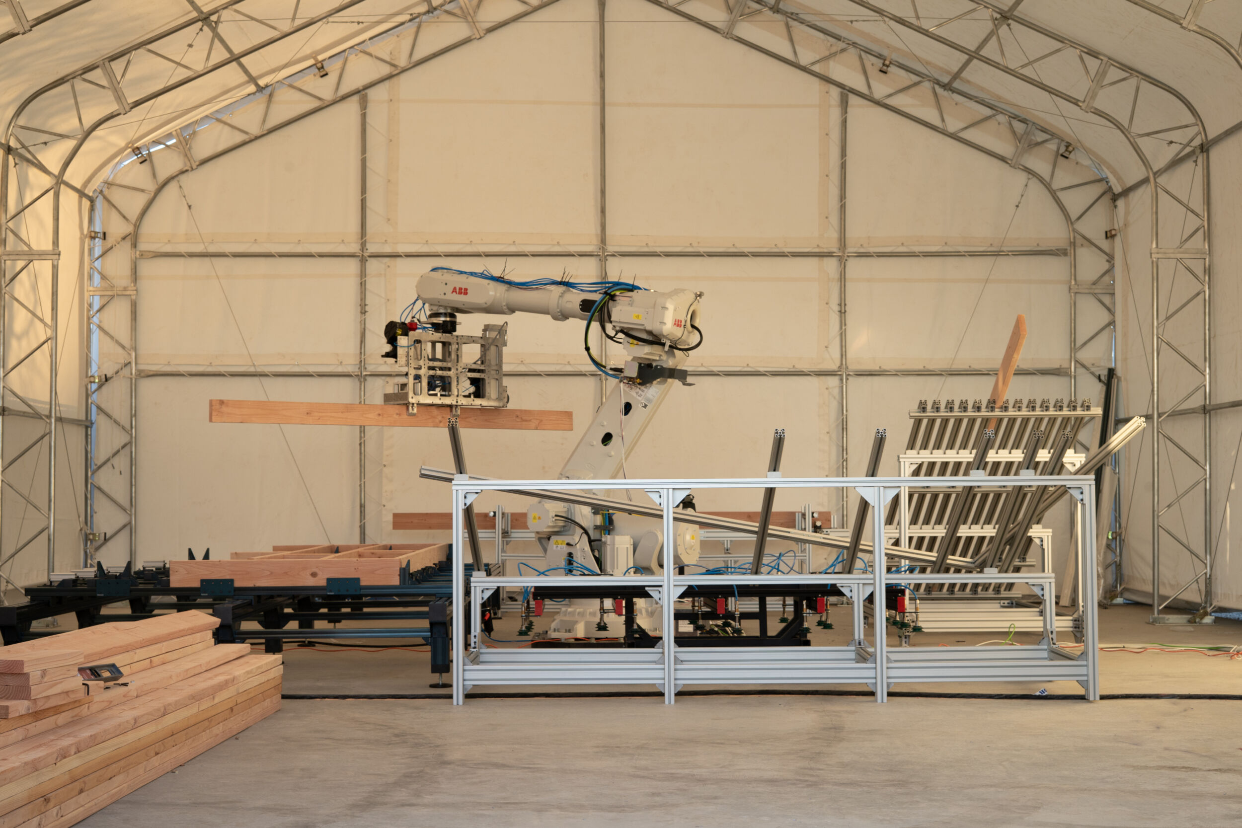 Robotergestützter Häuserbau 7 ABB Robotics Cosmic Buildings ABB a 20250806090346