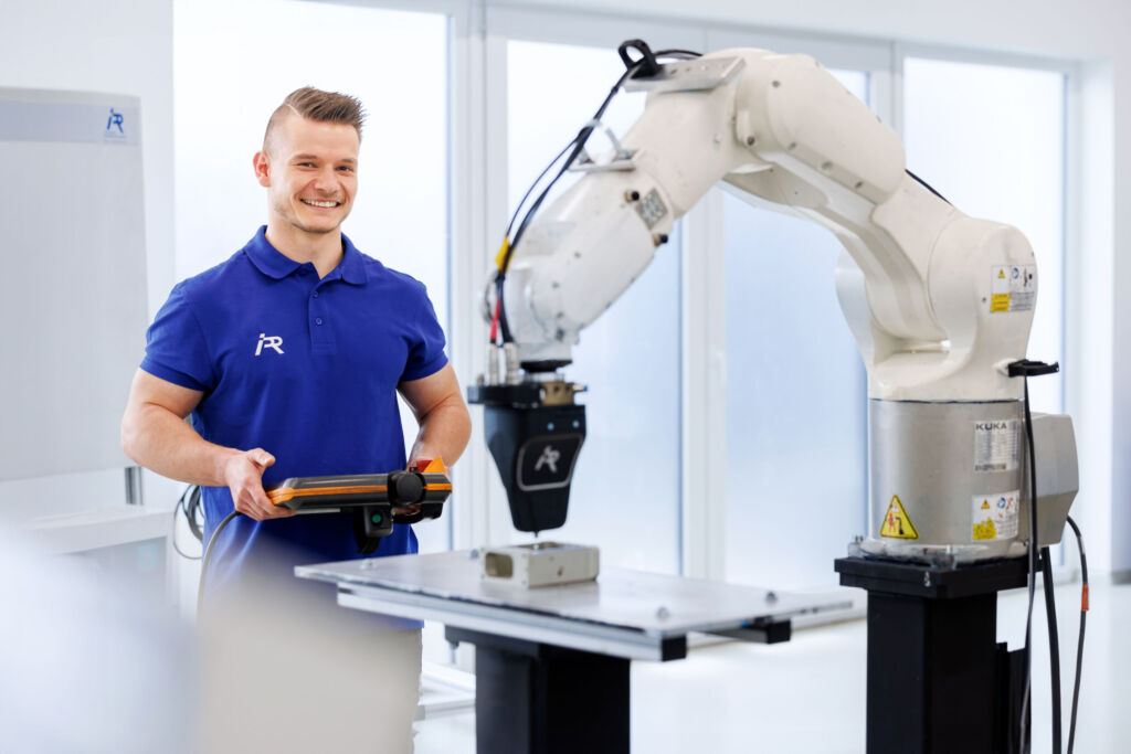 Precision in Every Drop, Strength in Every Seal 1 Die neuen Lösungen von IPR tragen dazu bei, Produktionsprozesse nachhaltiger und effizienter zu gestalten und gleichzeitig die Prozesssicherheit zu erhöhen.