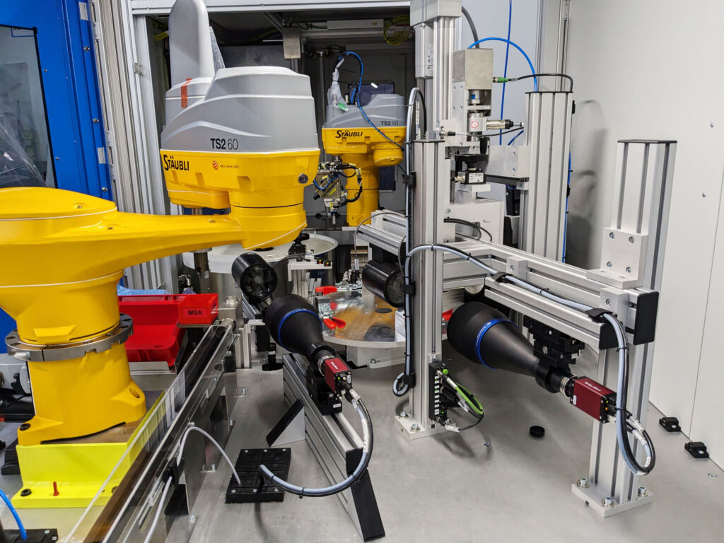 Pick&Place-Roboter mit Vision-Prüfsystem 1 Mit Automated Vision Inspection bietet Kistler erstmals schlüsselfertige vollautomatisierte Prüfanlagen für die Qualitätsprüfung empfindlicher Bauteile an.
