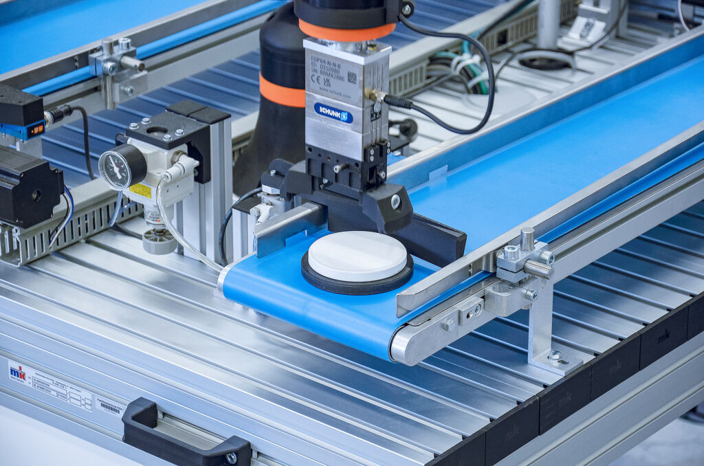 Automatisierung hautnah 2 robotertisch th koeln 04