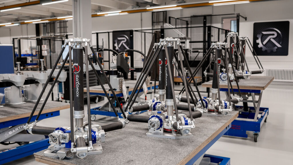 Robotiklösung trifft auf unabhängige Mechanik 1 autonox success story 3