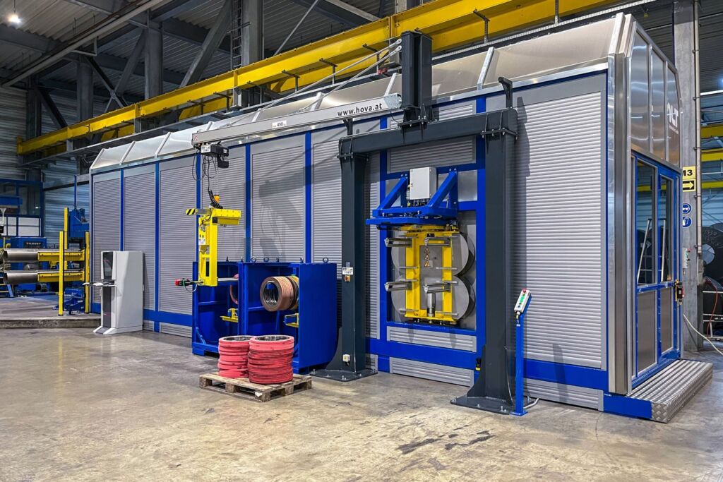 Messroboter für die Montage von Messerwellen 1 OKS 2 c EMW Stahl Service Center