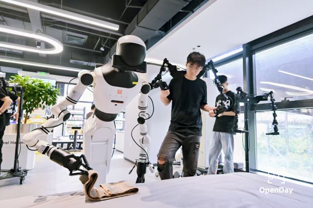 Offene Plattform zur Erstellung von Prototypen für Roboter und Humanoide 1 Humanoid Robotics Data Training Center 2
