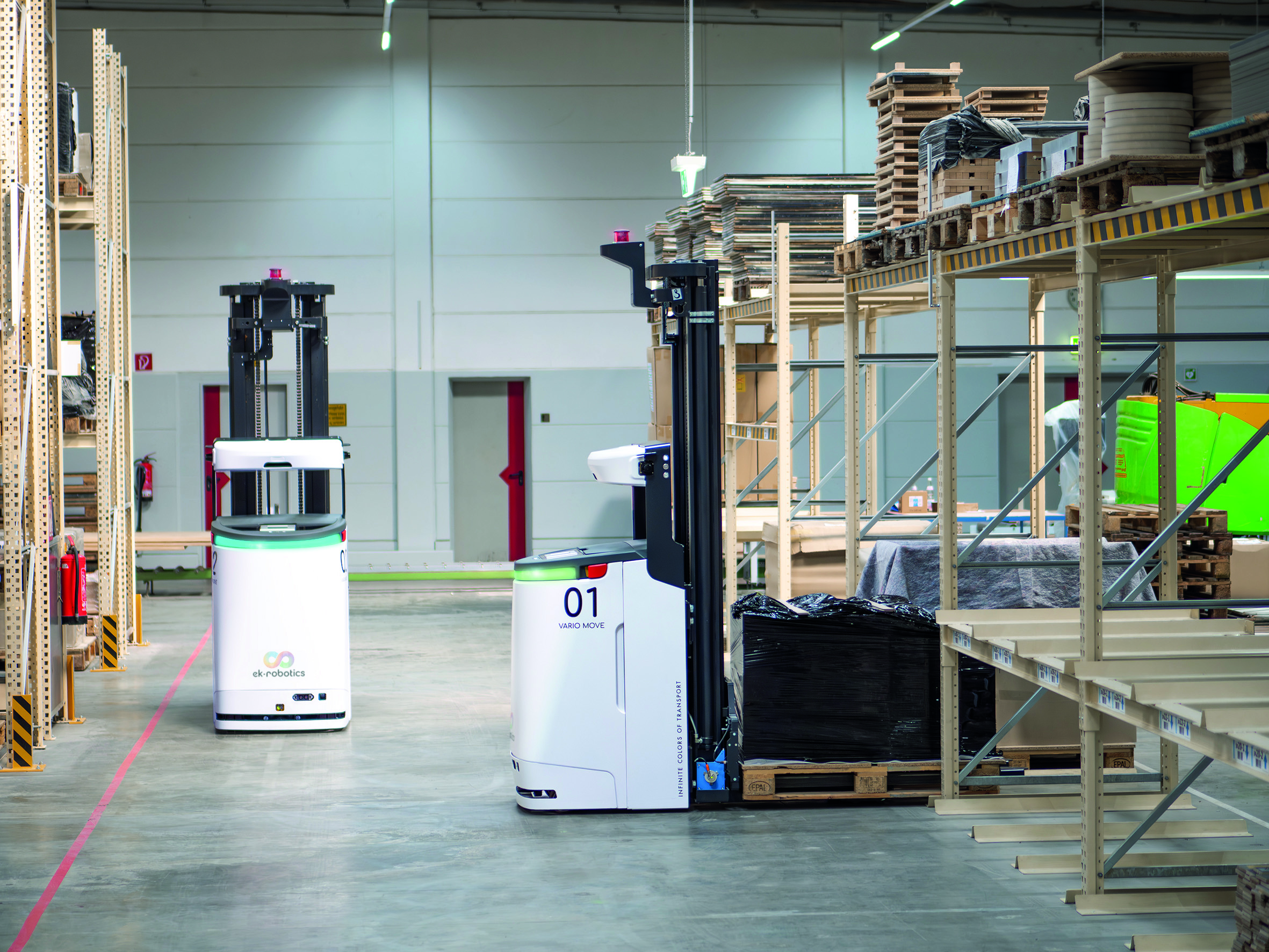 Reale Systemleistung mobiler Flotten messen 10 ek robotics vario move cmyk