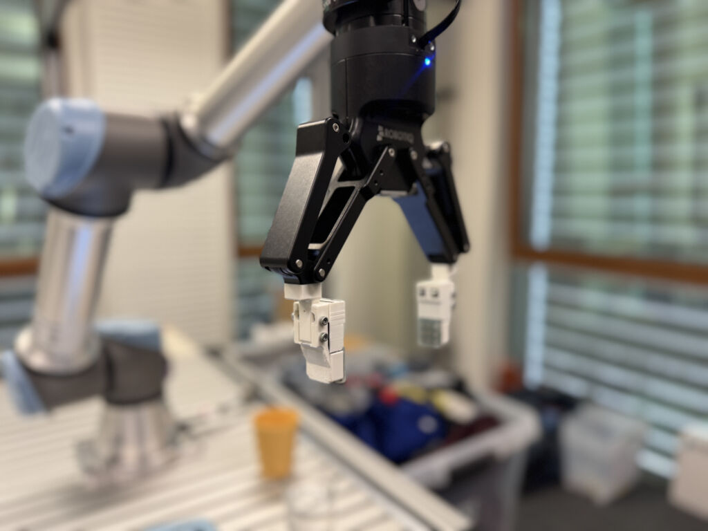 Taktiler Sensor für Robotergreifer 1 IMG 1892 1030x773 1