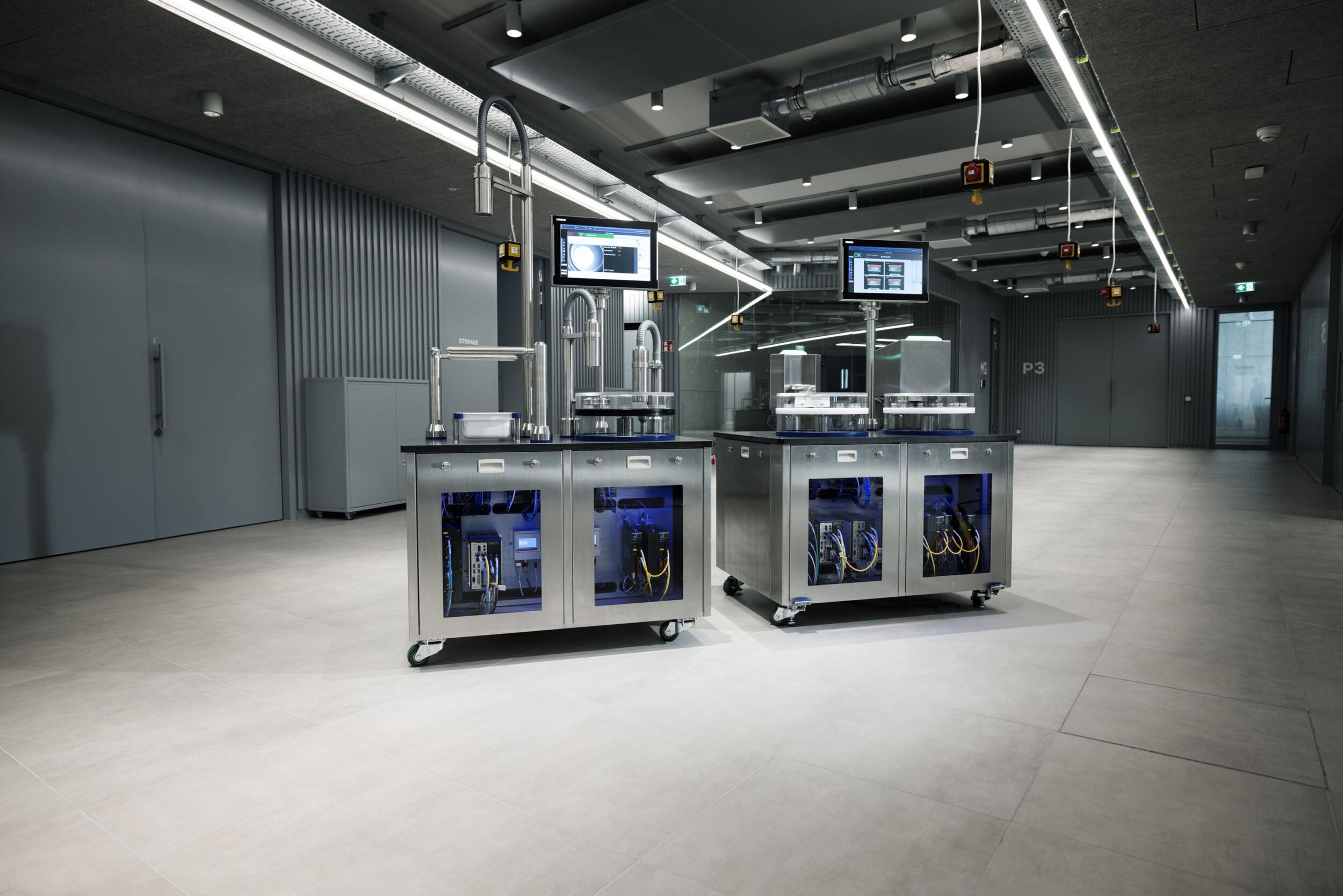 Lösungen für die Verpackungsautomatisierung 1 OMRON Pharma Vial Inspection Demo