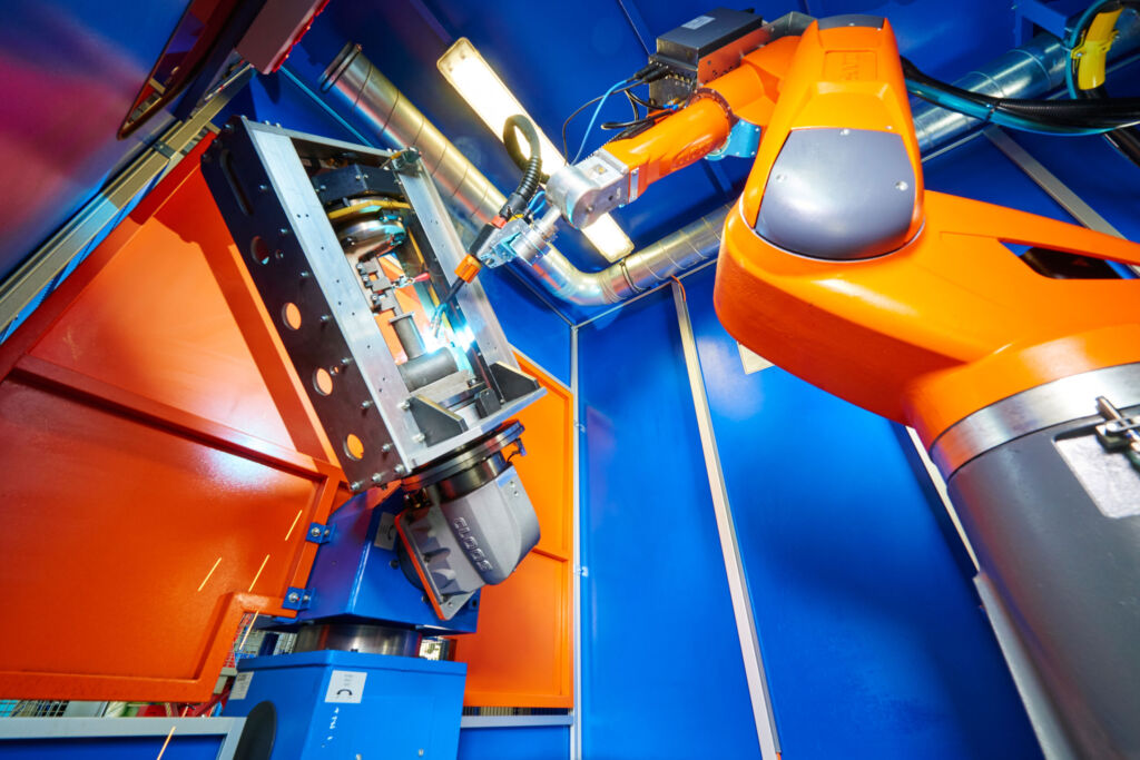 Moderne Einstiegslösungen in die Automatisierung 1 QR SOL MetalEng 304106 Halder 03 PR