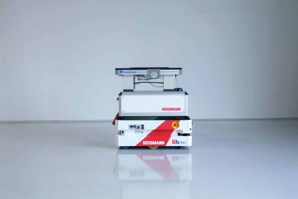 Autonome mobile Roboter erweitern Montageautomation 1 Bild 1 Schnaithmann AMR Gessmann