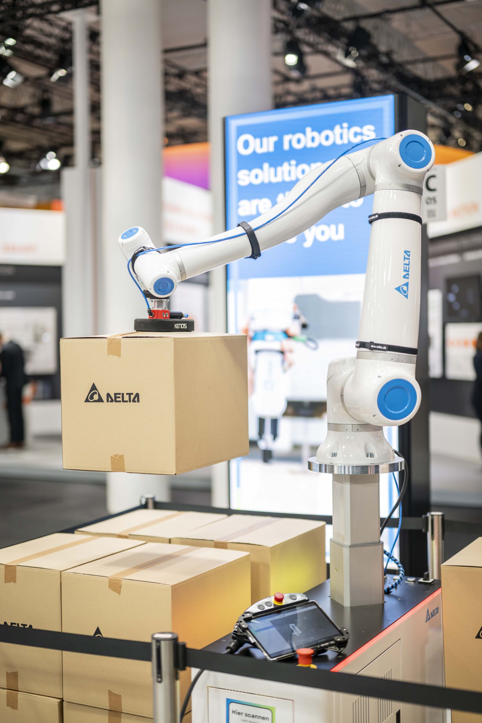 Smarter automatisieren statt größer investieren 37 Kollaborative Robotik kann sowohl in Palettier- als auch Schweißapplikationen für die Entlastung von Fachkräften und eine Steigerung der Produktivität sorgen.