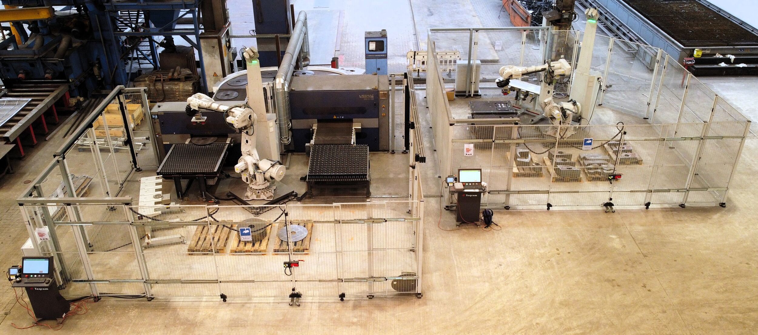 Roboterlösung für die Blechnachbearbeitung 7 Salzgitter 01