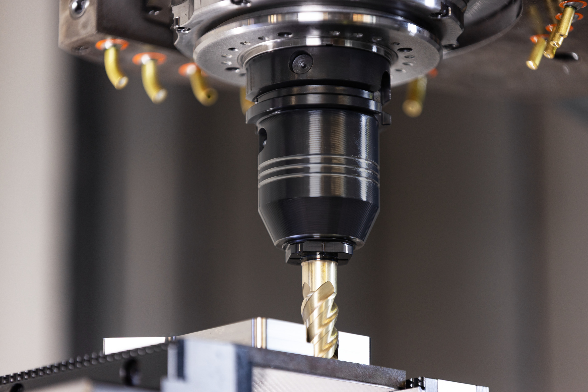 Spann- und Automatisierungslösungen für eine stabile Zerspanung 6 Tool Guard Anwendungsbild2 0925