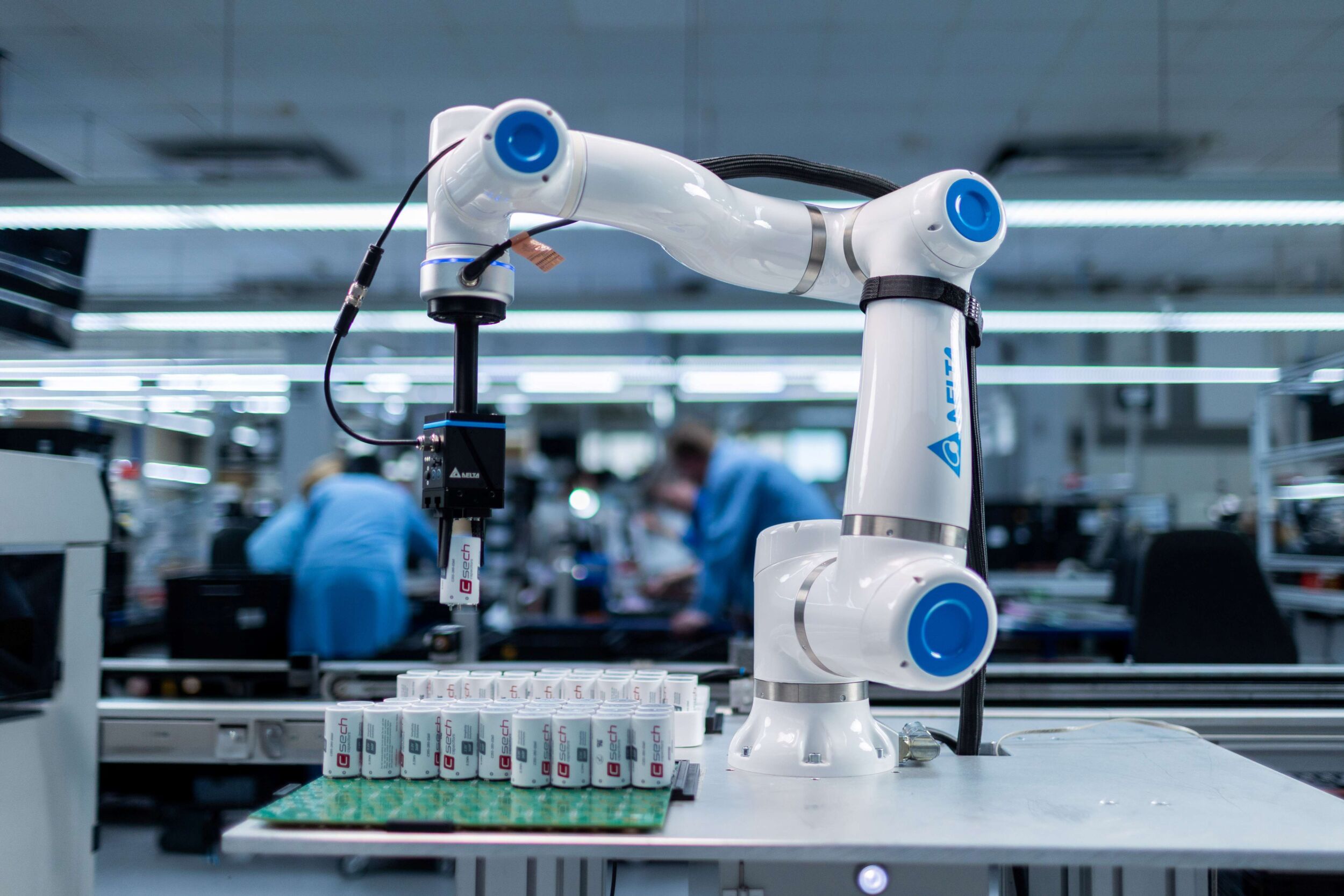 Cobots in der Fertigung 2 nik v.de 0842 002