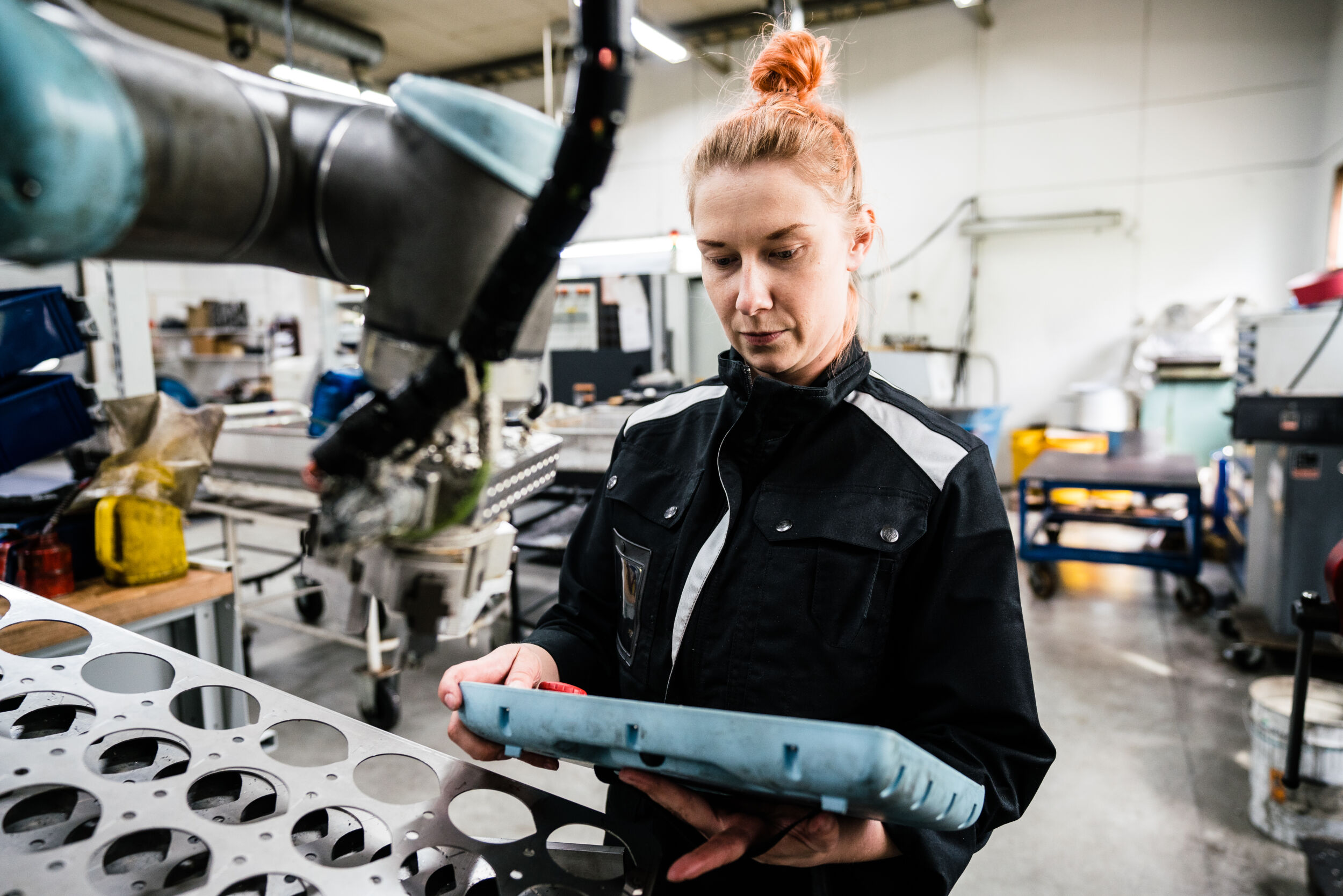 Wenn der Roboter nur fast das Original ist 8 Arbeiten Roboter nah am Menschen, ist das Thema Safety & Security noch einmal besonders wichtig. Die Entscheidung für Copycat-Modelle kann hier einige Risiken mit sich bringen.