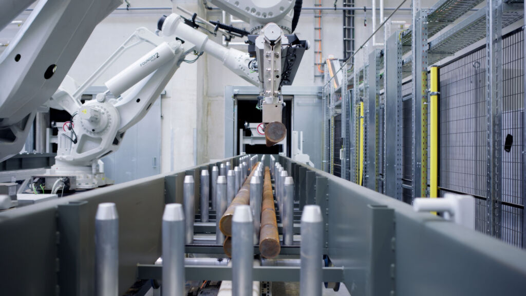 260903 ABB Robotics Referenz Liebherr 5