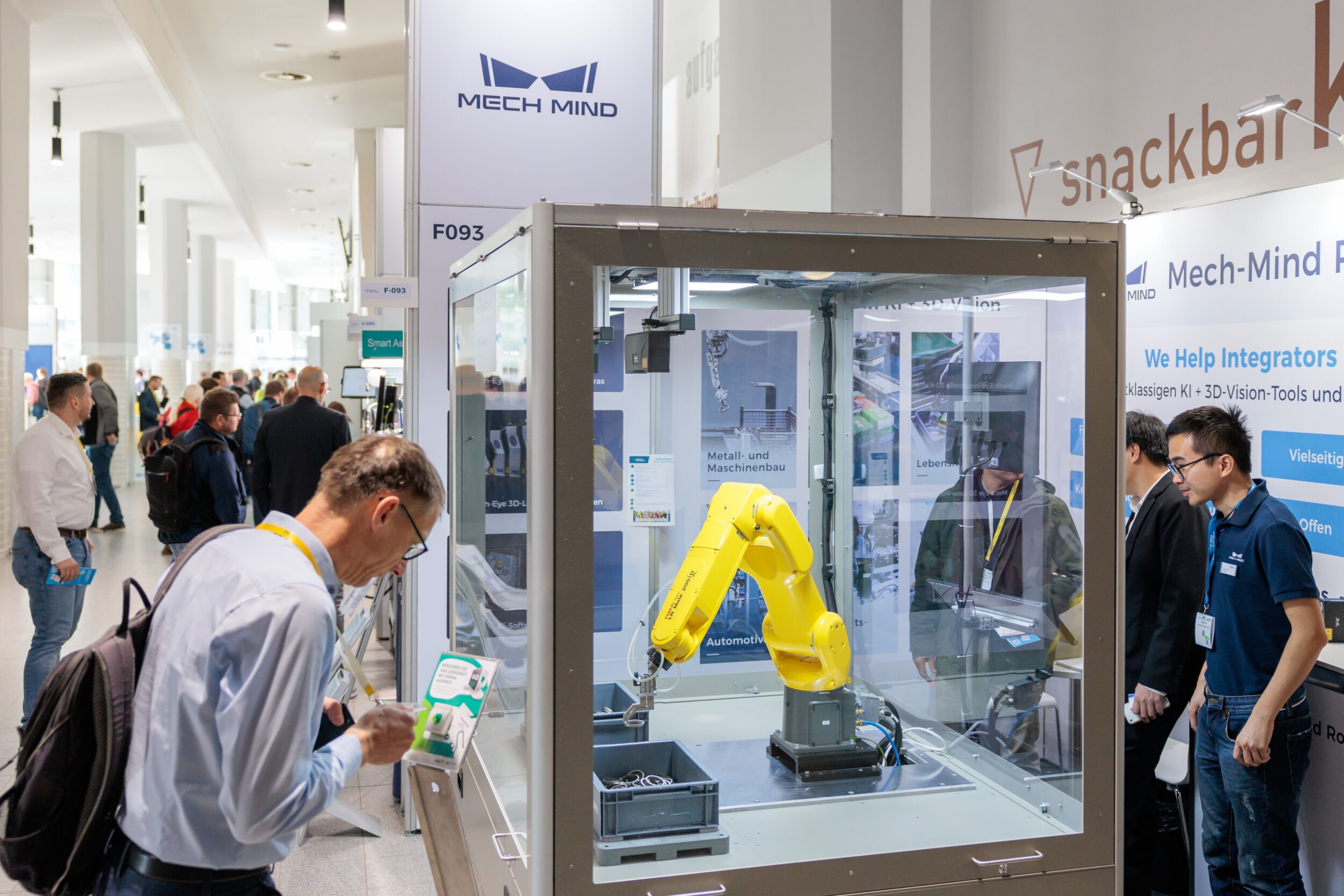 Sächsischer Gemeinschaftsstand auf der All About Automation in Chemnitz 3 54823883567 d738819380 o