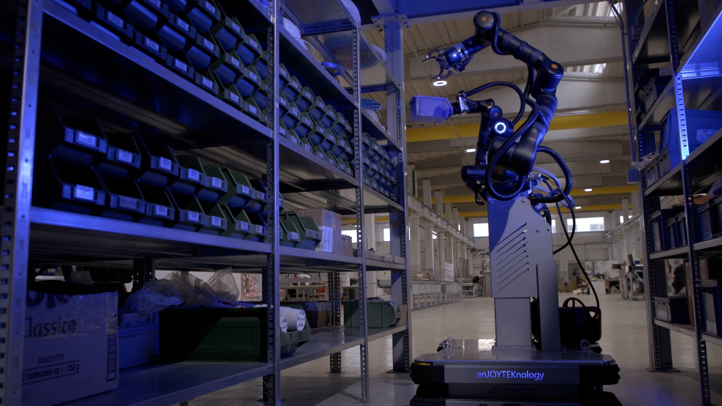 Siebenachs-Cobots für hohe Lasten 4 Bild 3 Mobiler Zwei Arm Cobot Ippi Studio