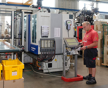 Robuste Terminals für die Shopfloor-IT