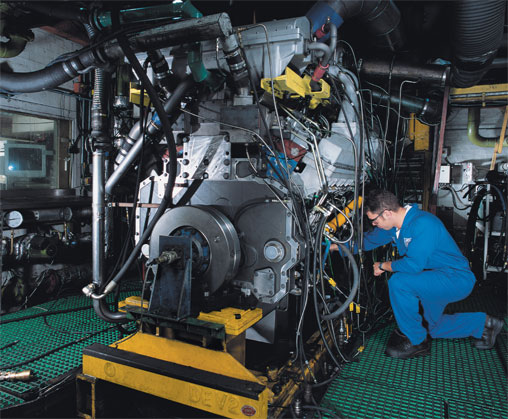 Produktionsnahe IT für den Einsatz im Fahrzeugbau 2 Produktionsnahe IT für den Einsatz im Fahrzeugbau