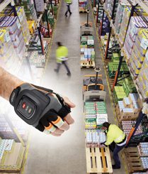 Mit einem Handschuh den Stapler steuern