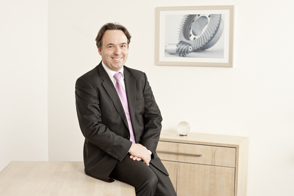 "Das Versprechen von smarten Fabriken" 2 "Das Versprechen von smarten Fabriken"