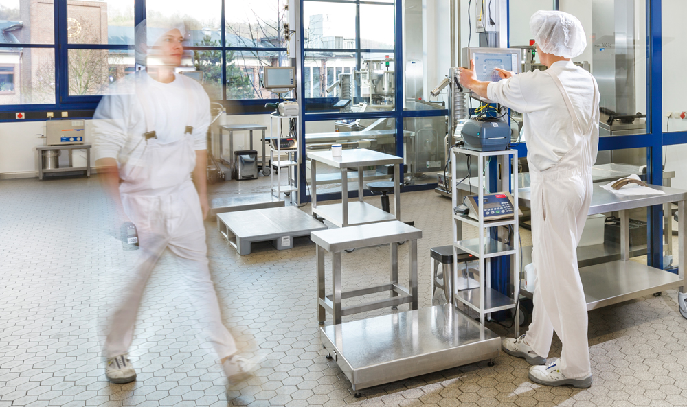 Gesteuert und dokumentiert per Industrie-PC 3 Gesteuert und dokumentiert per Industrie-PC