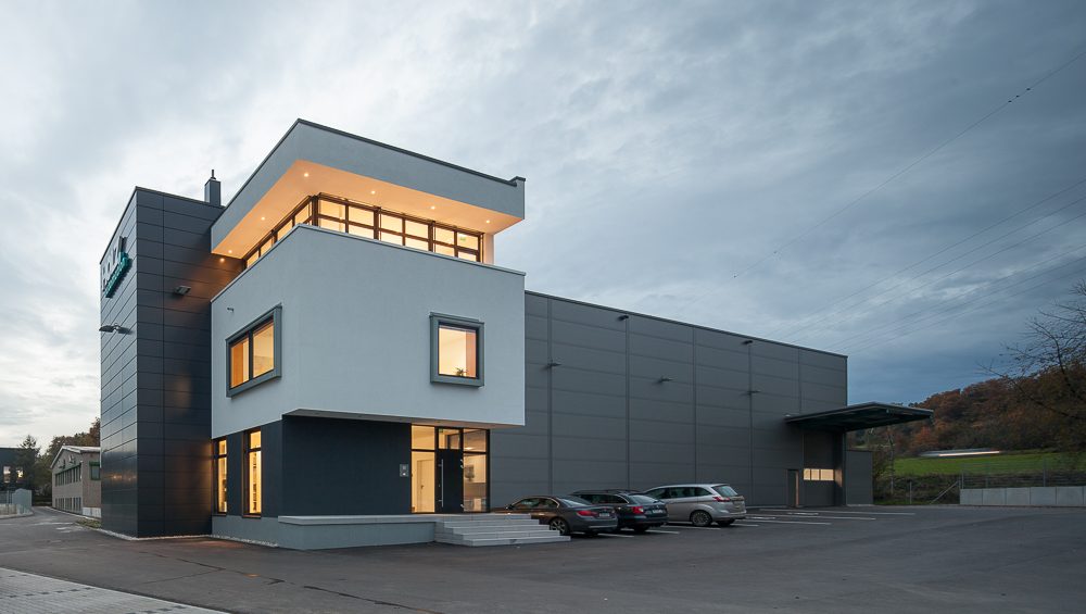 Grundlage für große Aufträge 9 Grundlage für große Aufträge